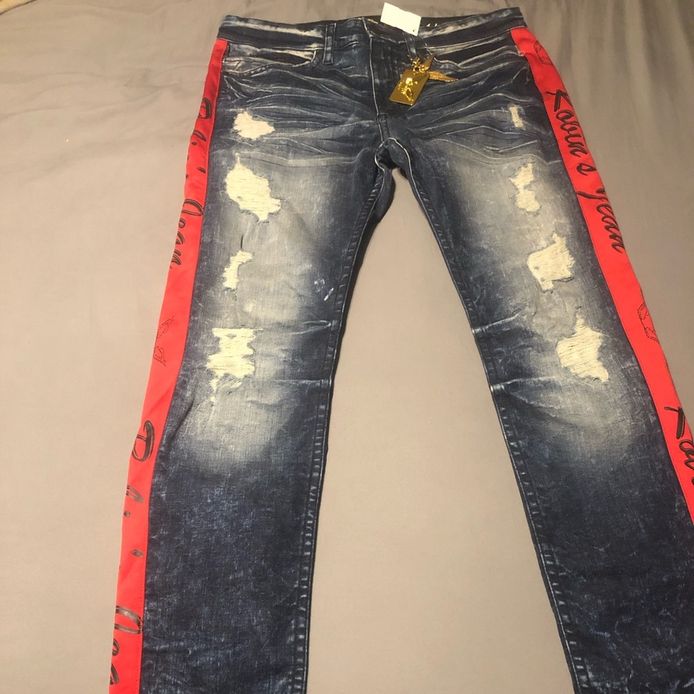 Robin’s jean